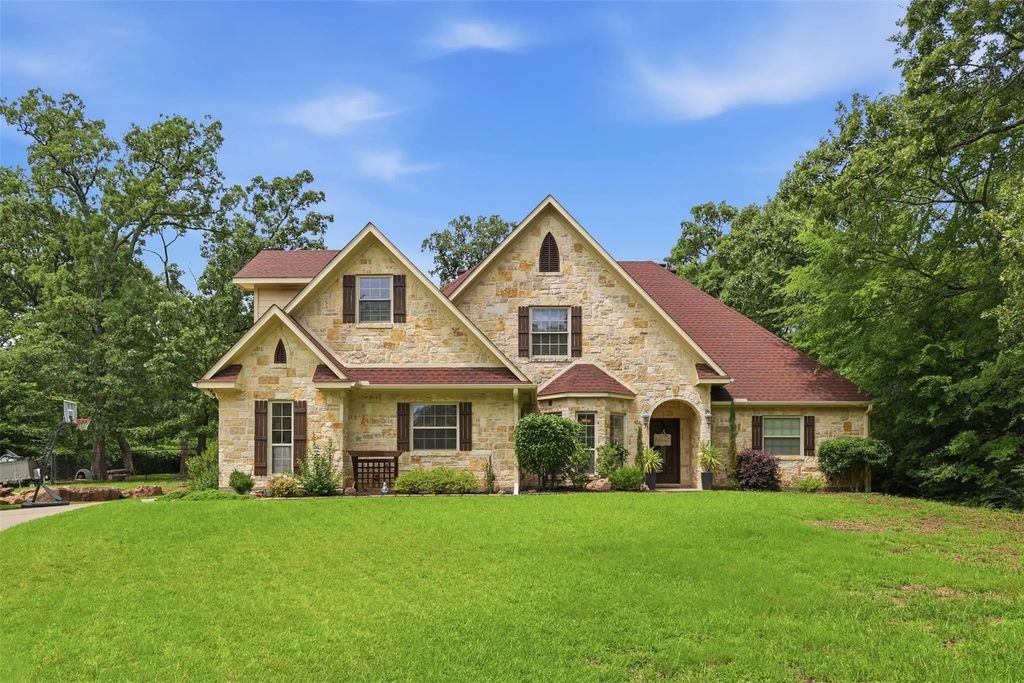 1500 April Drive, Sulphur Springs