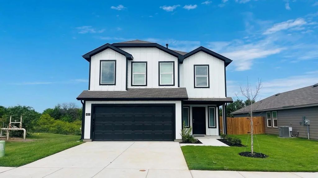 4212 Woodhill Bend Drive, Fort Worth