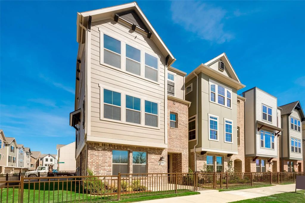 1190 Manacor Lane, Dallas