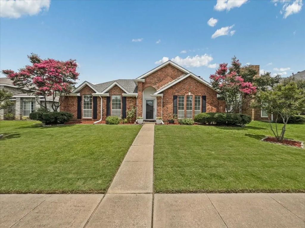 1315 Silver Maple Drive, Carrollton
