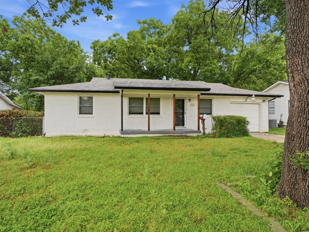 5124 Nadine Drive, Haltom City