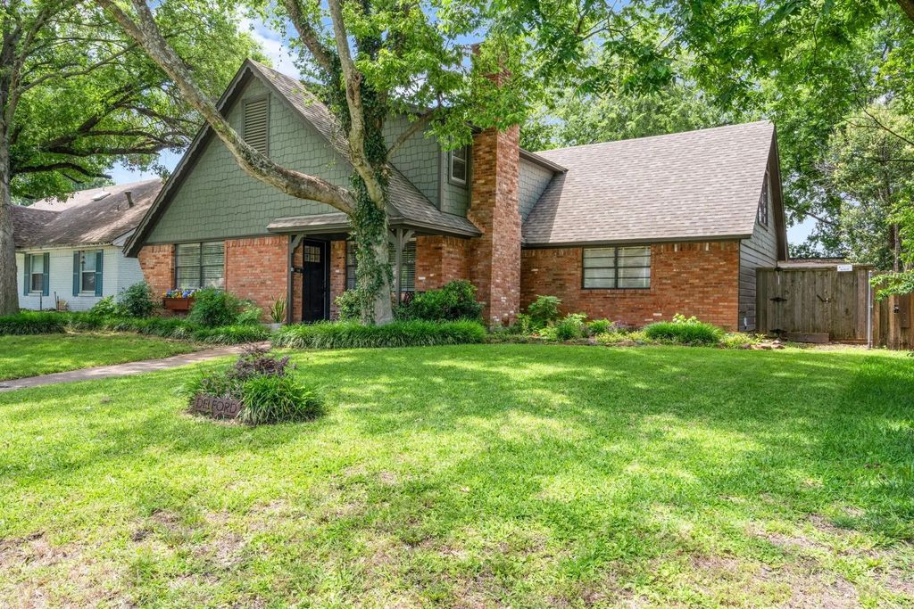 3536 Delford Circle, Dallas