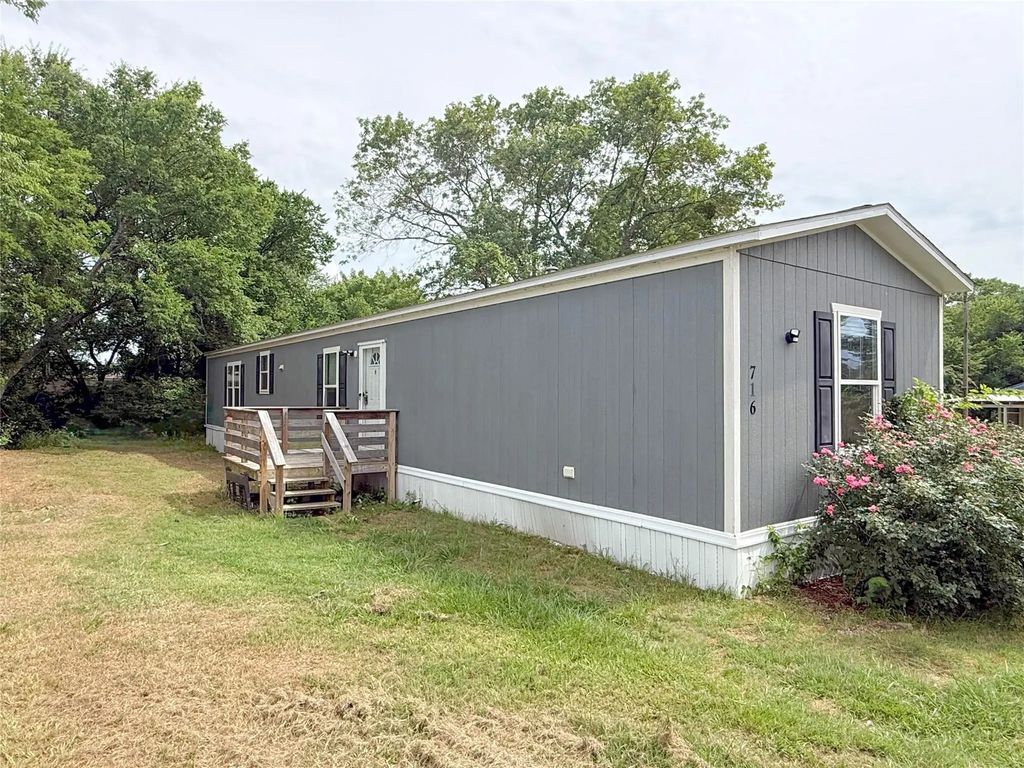 716 Quail Run Court, Seven Points
