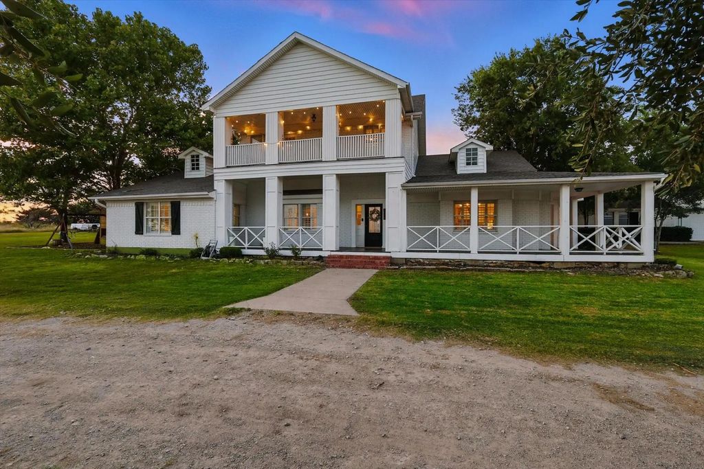 185 Quail Run Court, Decatur