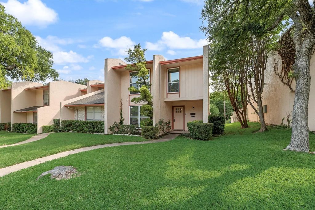 514 Valley Park Drive, Garland