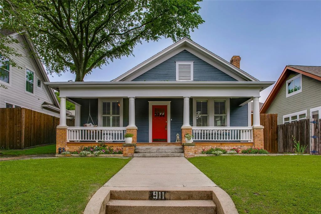 911 Woodlawn Avenue, Dallas