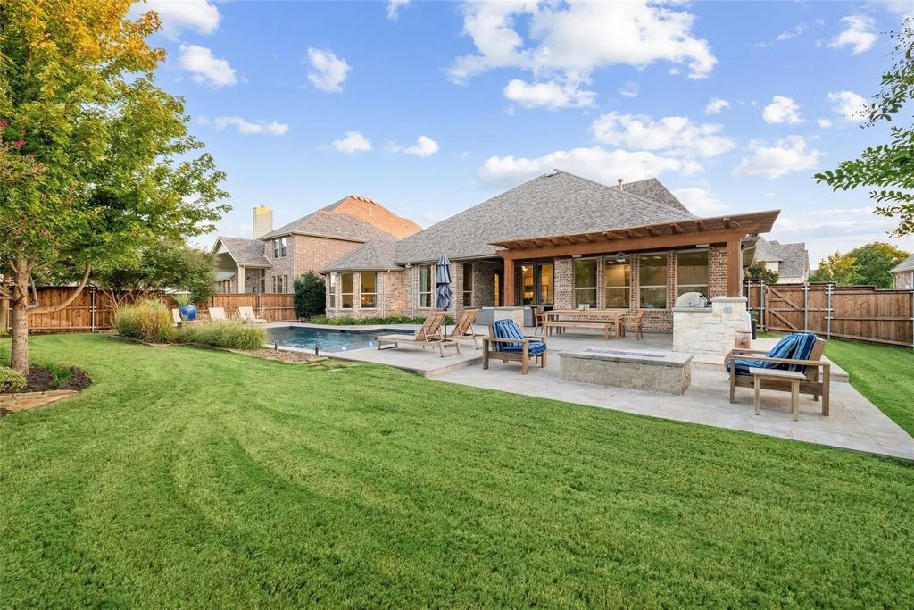 2718 Corral Drive, Celina