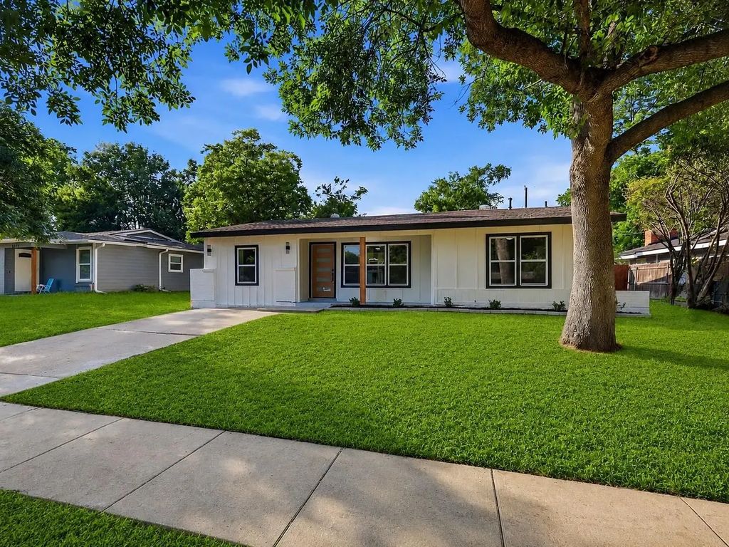2109 Hedgerow Street, Arlington