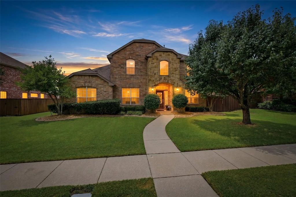 1608 Bryce Canyon Lane, Allen