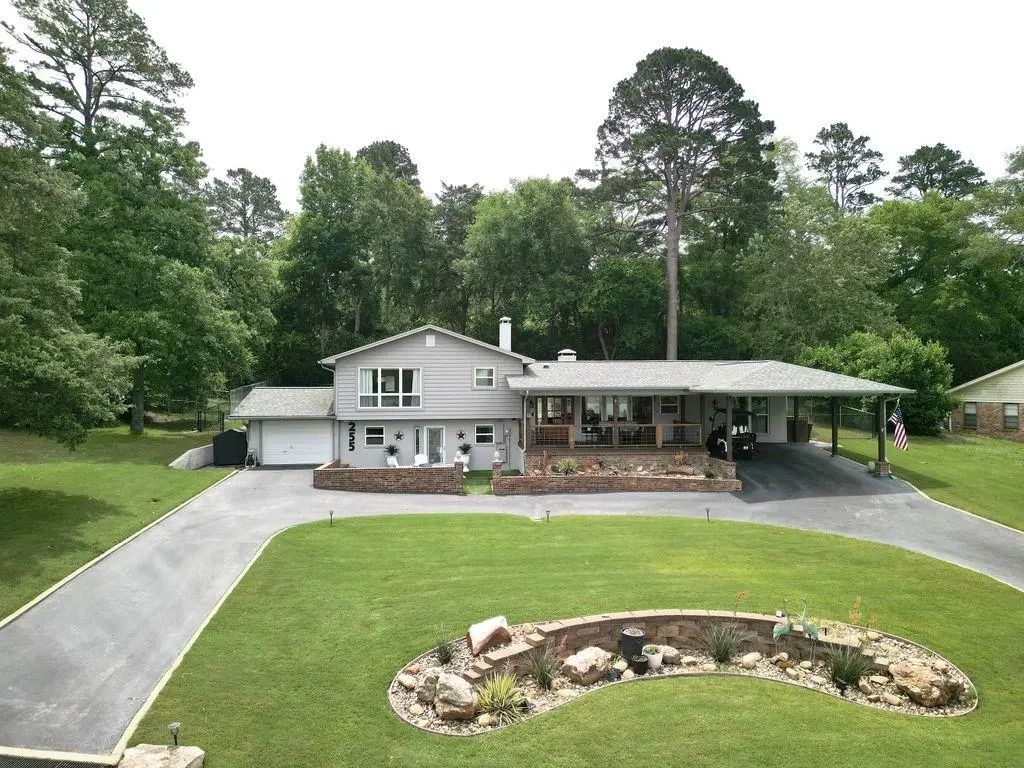 255 Hideaway  Lane Central, Hideaway