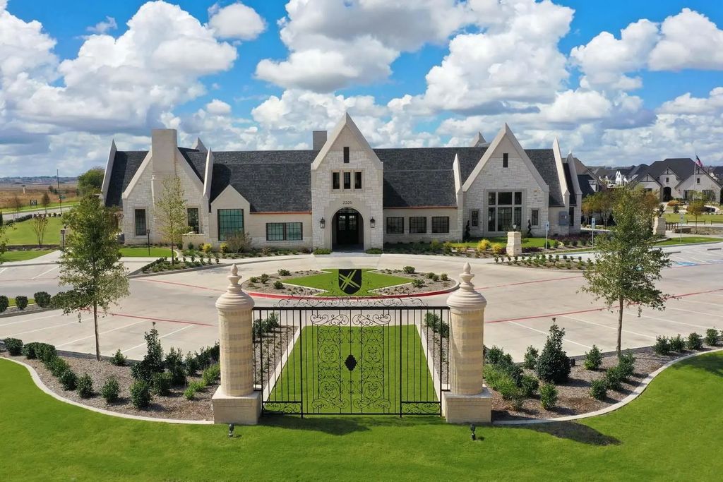 2628 Buckingham Lane, Celina