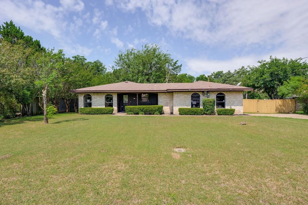 215 N Casa Grande Circle, Duncanville