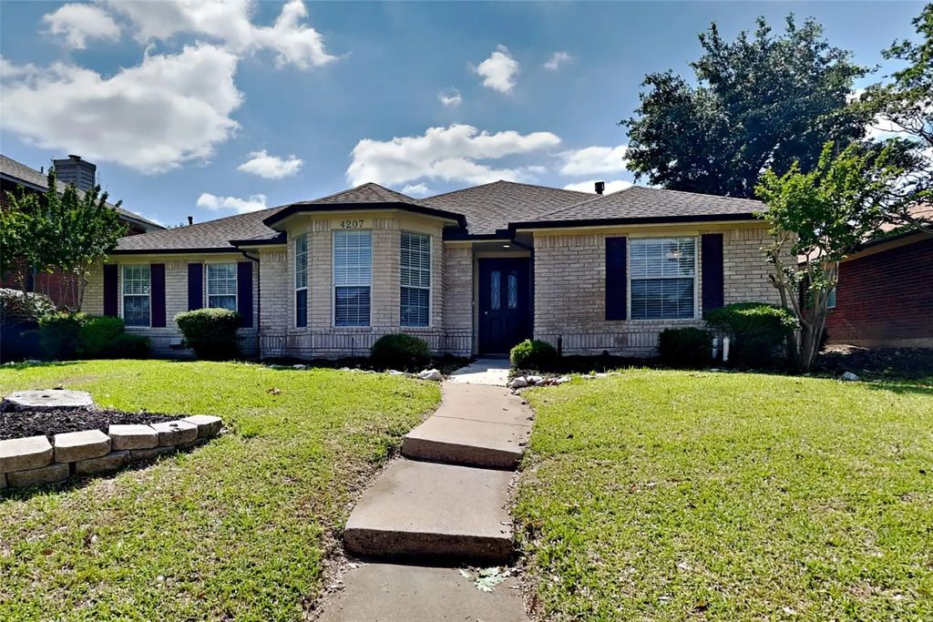4207 Red Spruce Lane, Carrollton