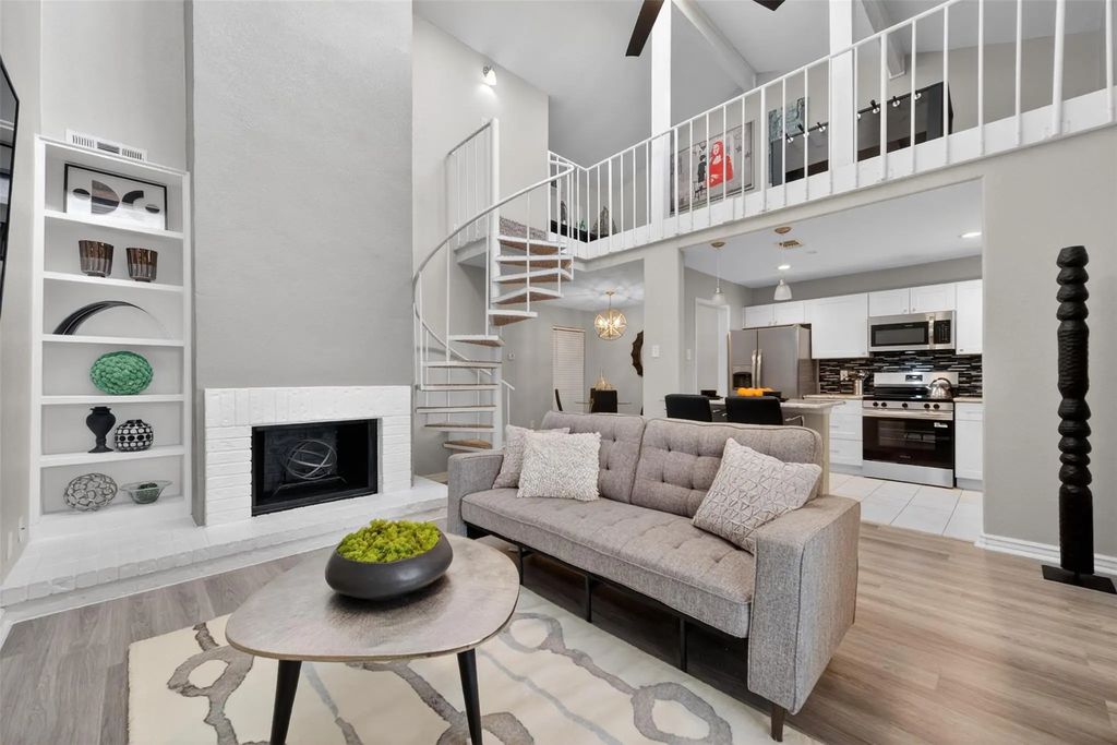 9145 Emberglow Lane, Dallas