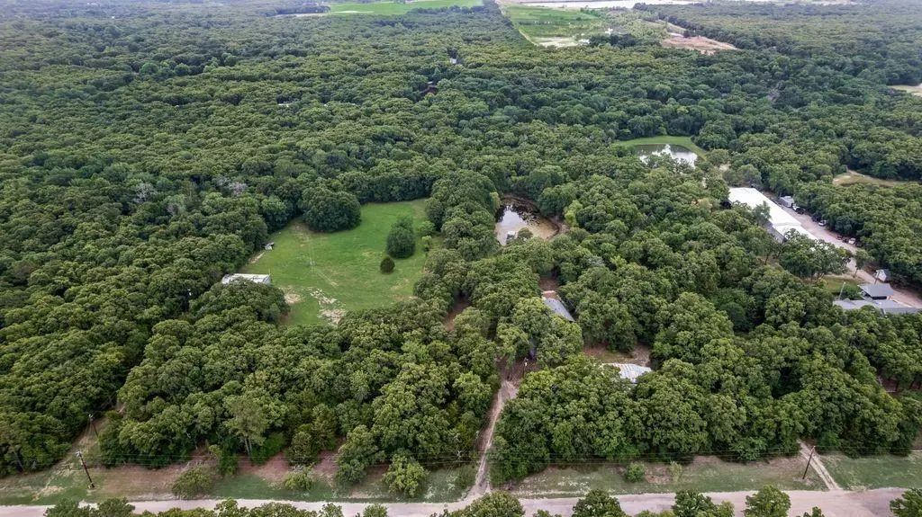 9875 Old Bridge Road, Terrell