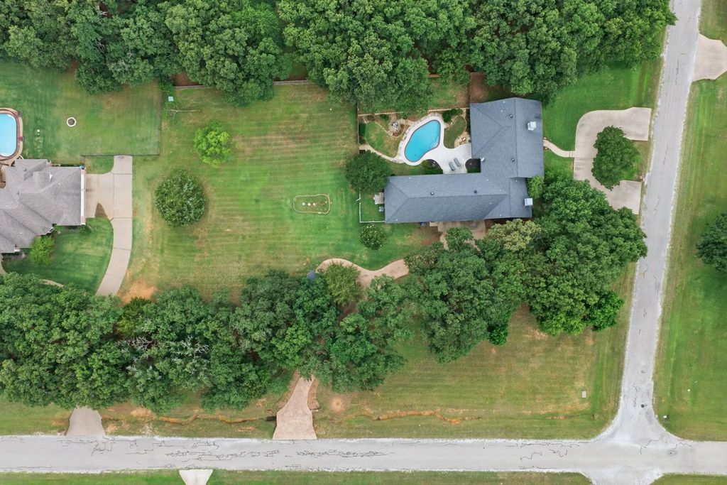7512 Woodland Drive, Alvarado