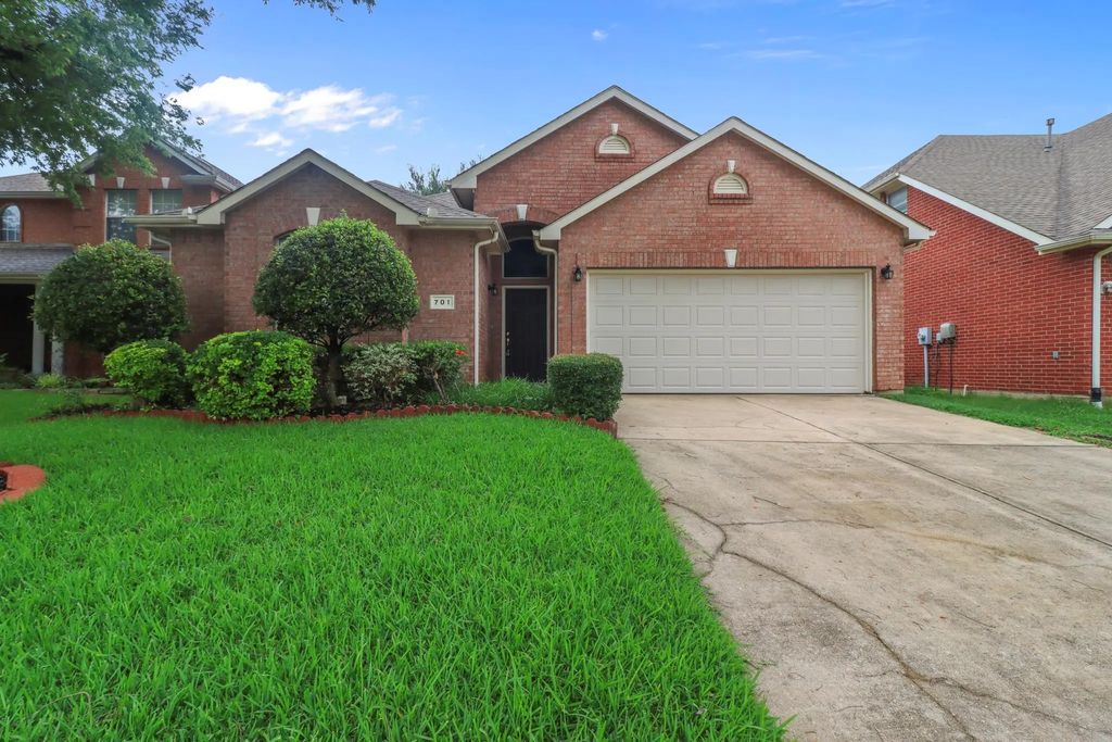 701 Bella Vista Drive, Coppell