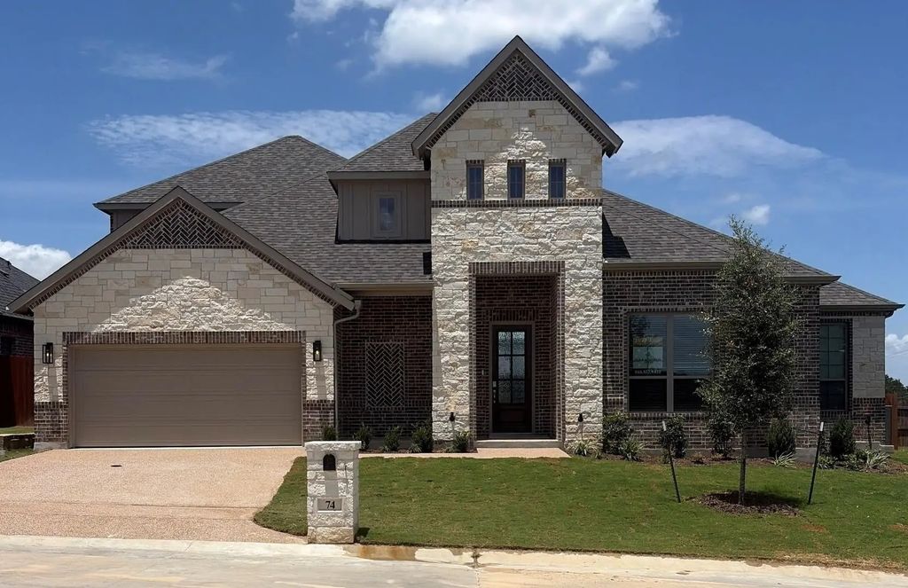 74 Cedar Creek Court, Woodway