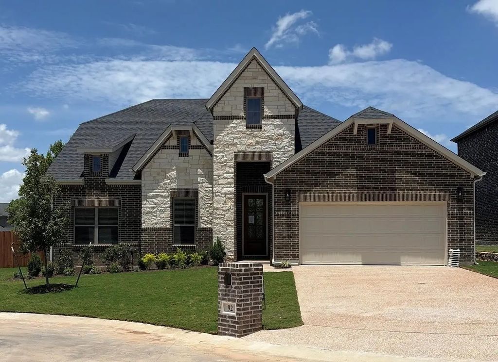 92 Cedar Creek Court, Woodway