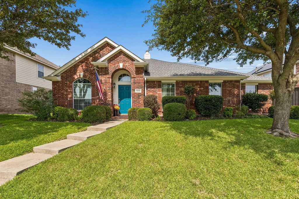 1545 Sandlewood Drive, Allen