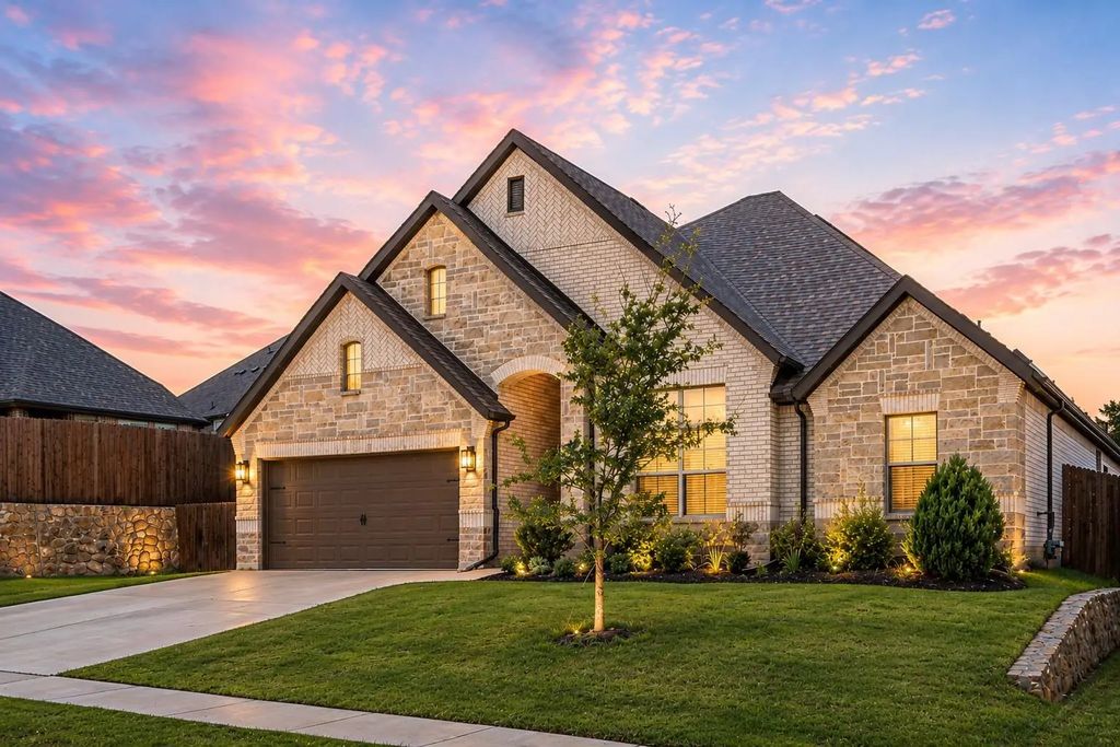 1224 Palo Duro Court, Burleson