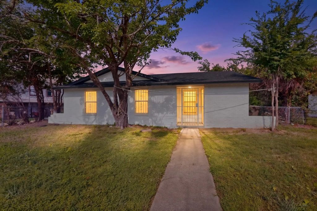 301 Stoneport Drive, Dallas