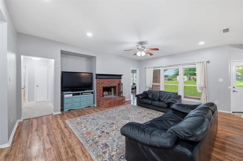5008 Running Brook Drive, Joshua