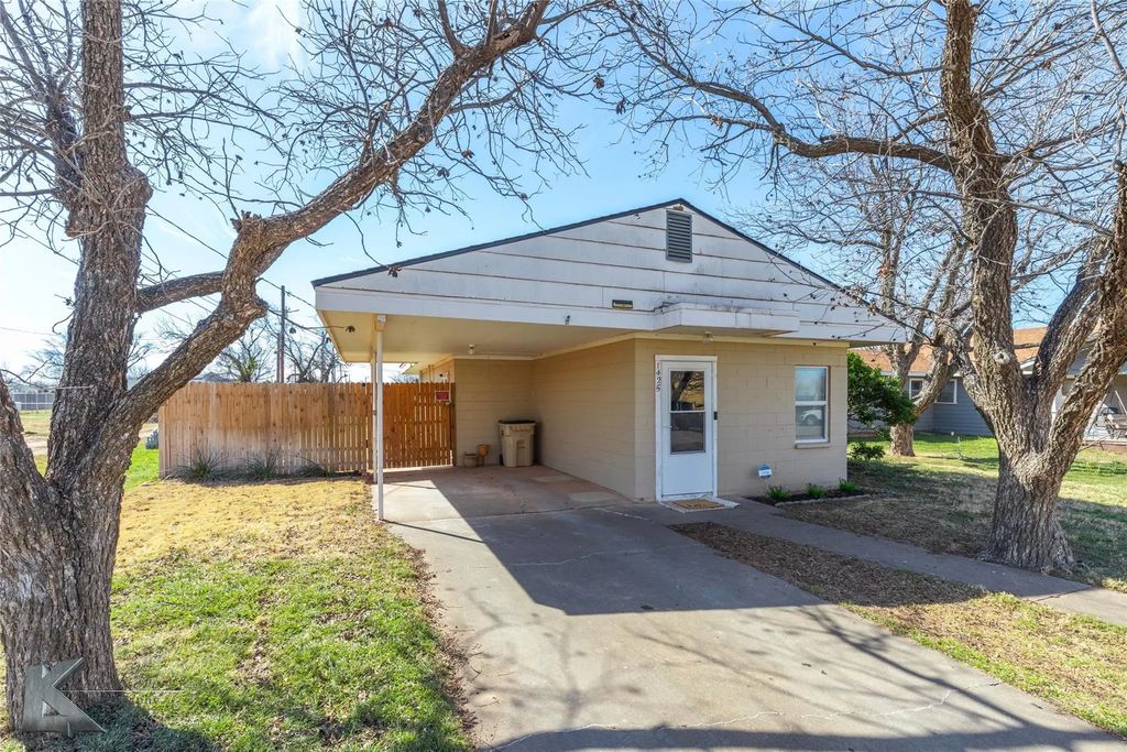 1425 12th Street, Anson