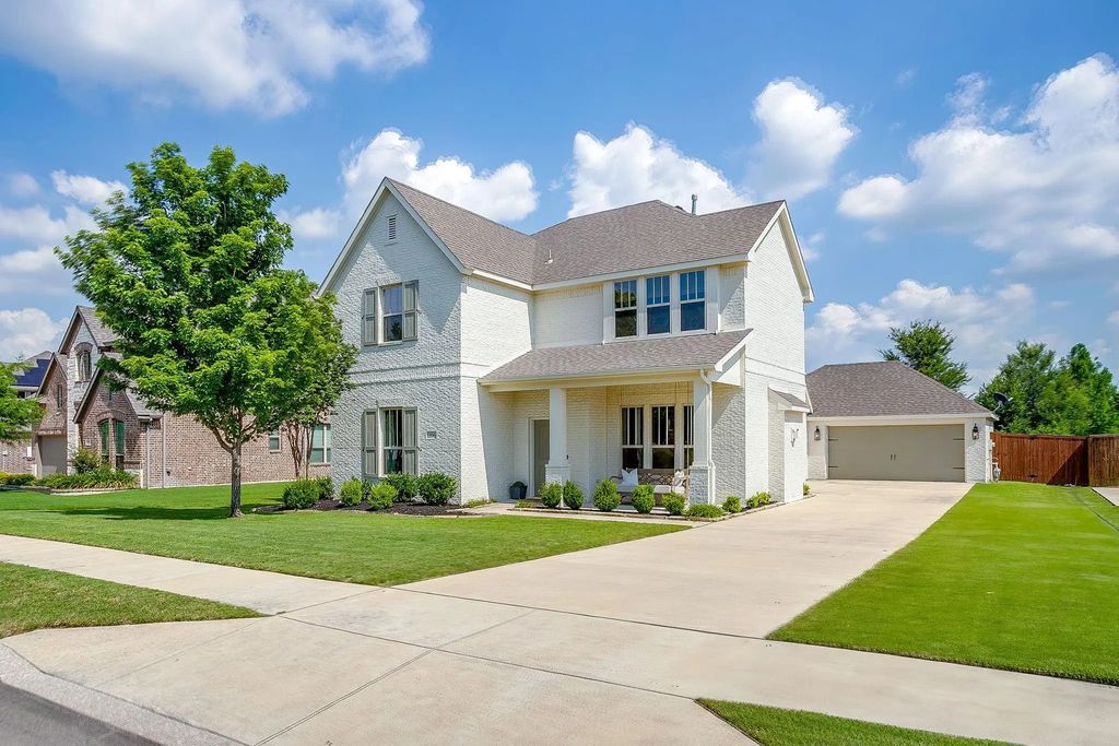 12049 Carlin Drive, Fort Worth