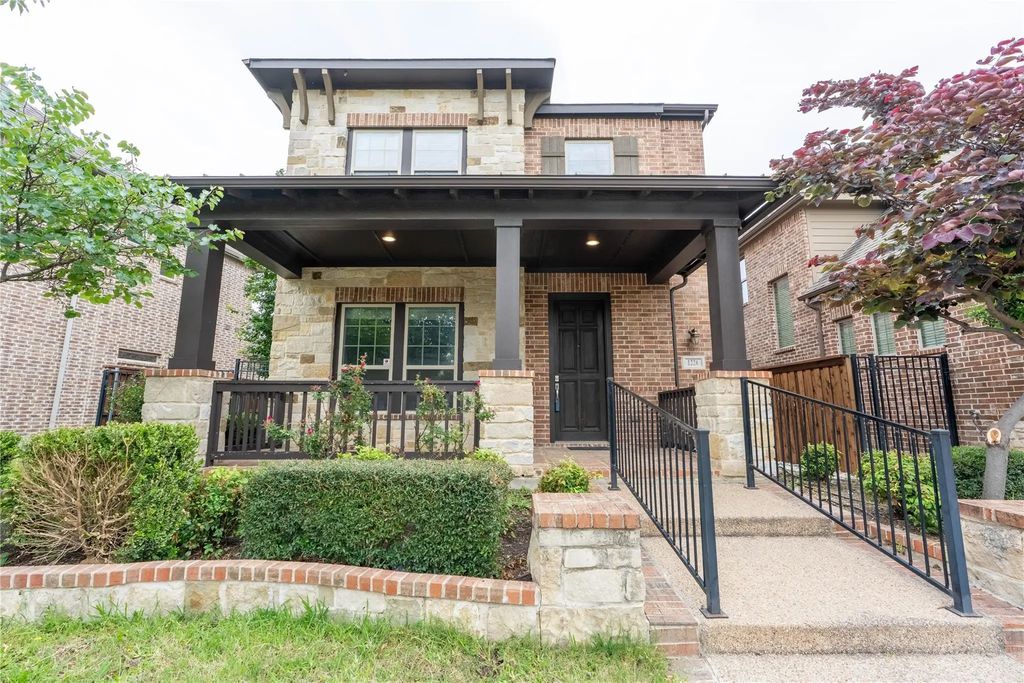 1226 Autumn Mist Way, Arlington