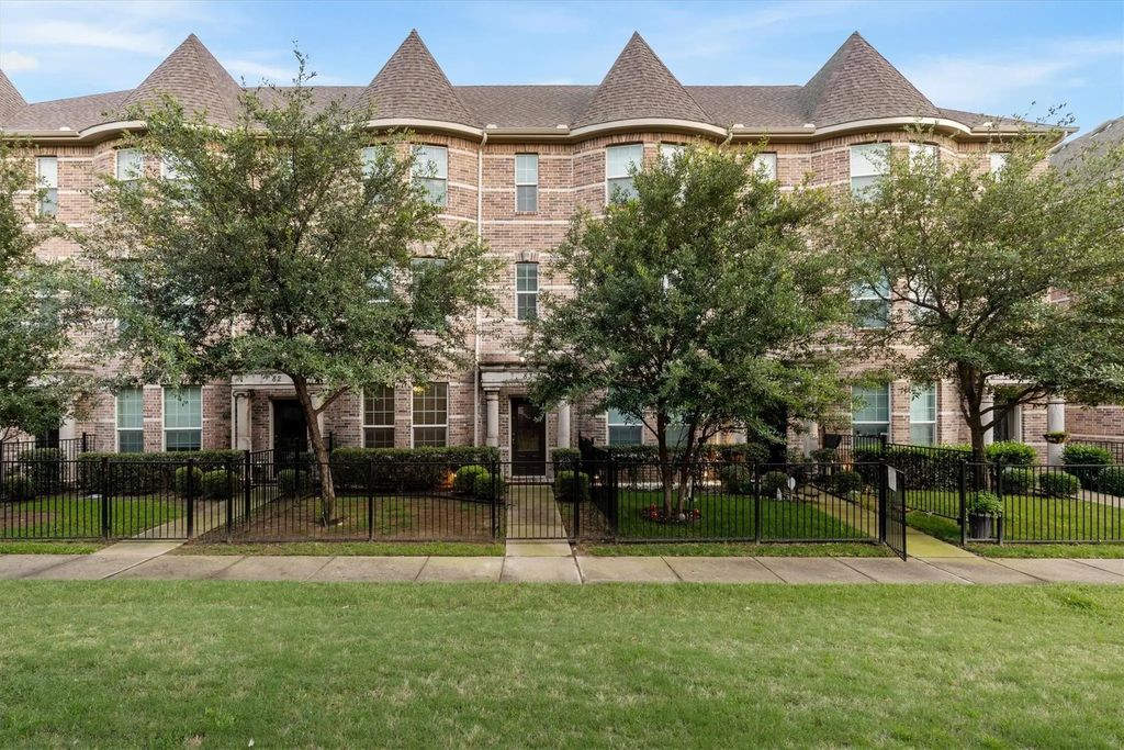 2500 Rockbrook Drive B83, Lewisville