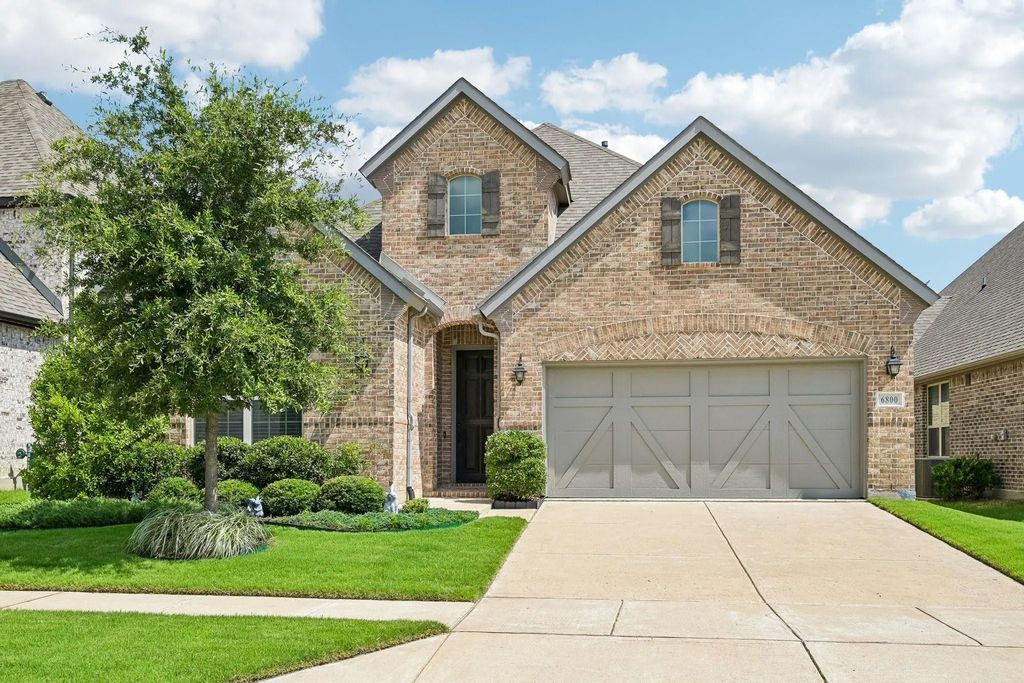 6800 Sleepy River Street, McKinney