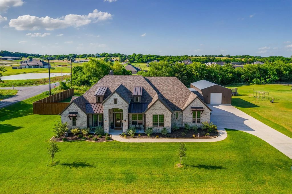 1800 Limestone Lane, Van Alstyne