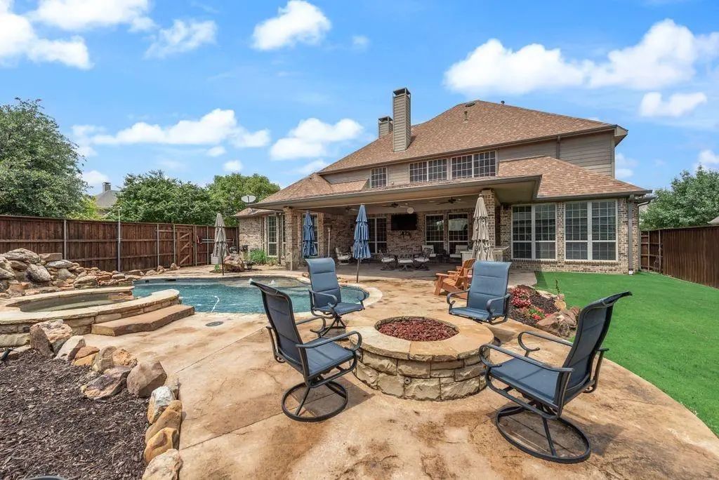 710 Essex Drive, Prosper