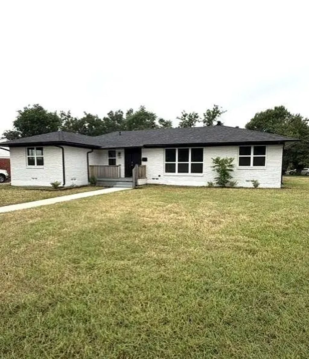 10455 Brockbank Drive, Dallas