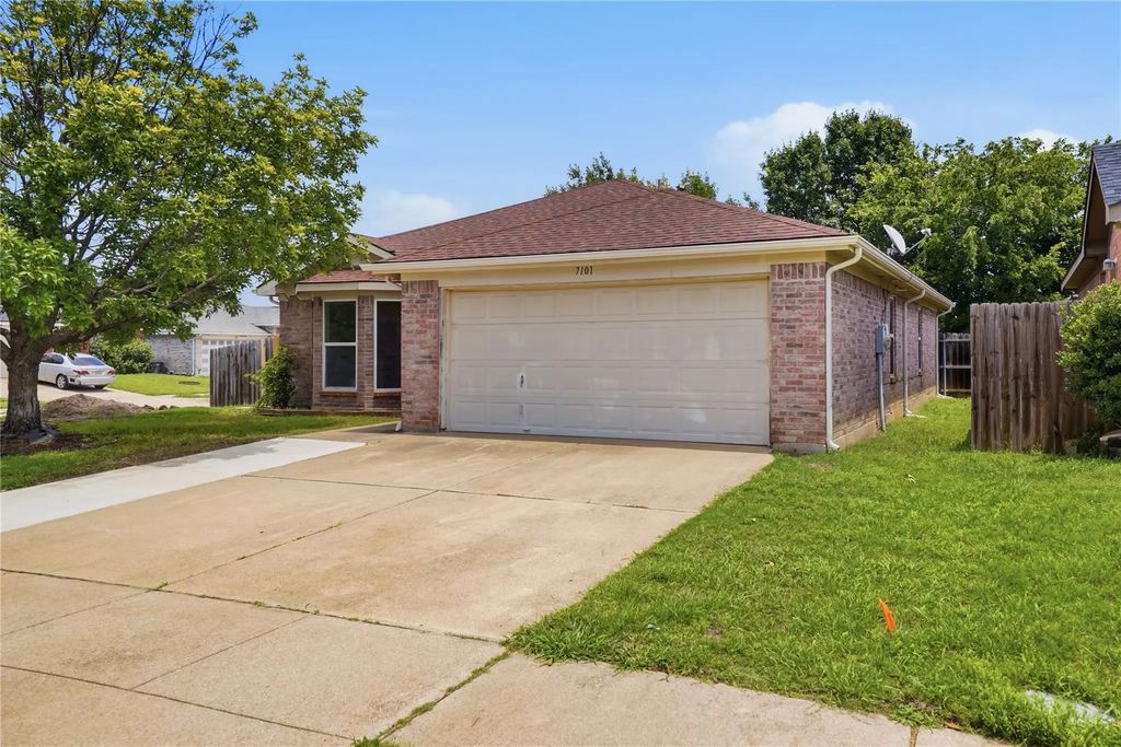7101 Ranger Way, Fort Worth