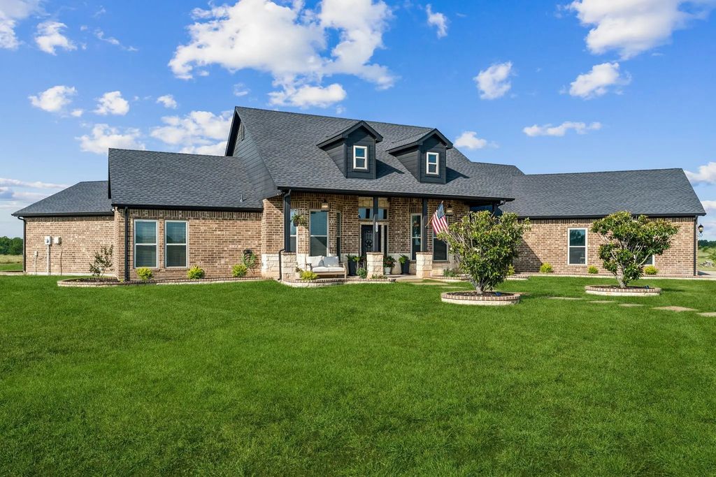 14341 Sam Reynolds Road, Justin