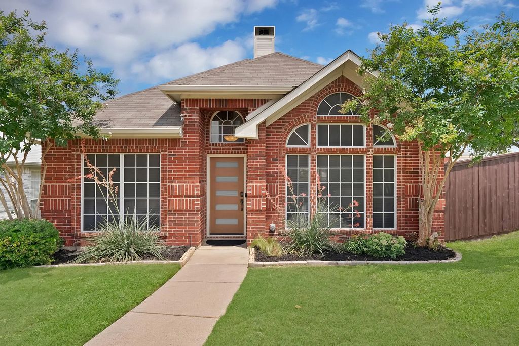1348 Dallshan Drive, Carrollton