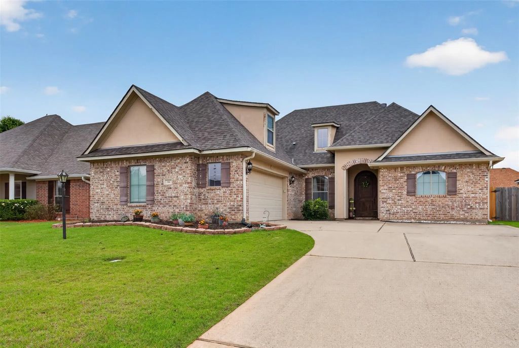 314 N Hampton Street, Haughton