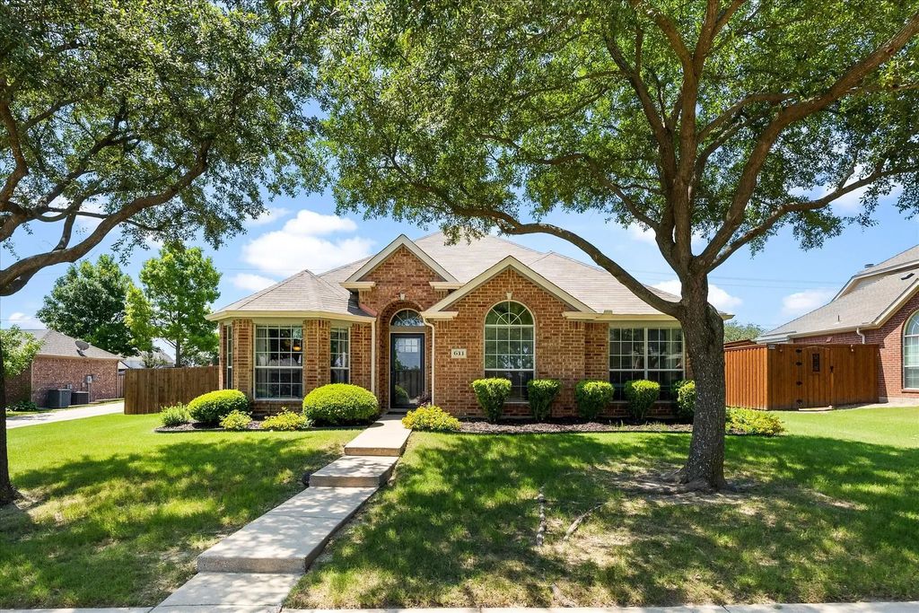 611 Monterey Drive, Rockwall