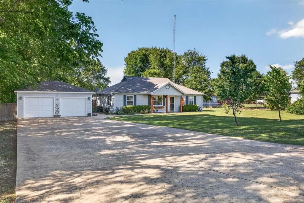 391 Vz County Road 1507, Grand Saline