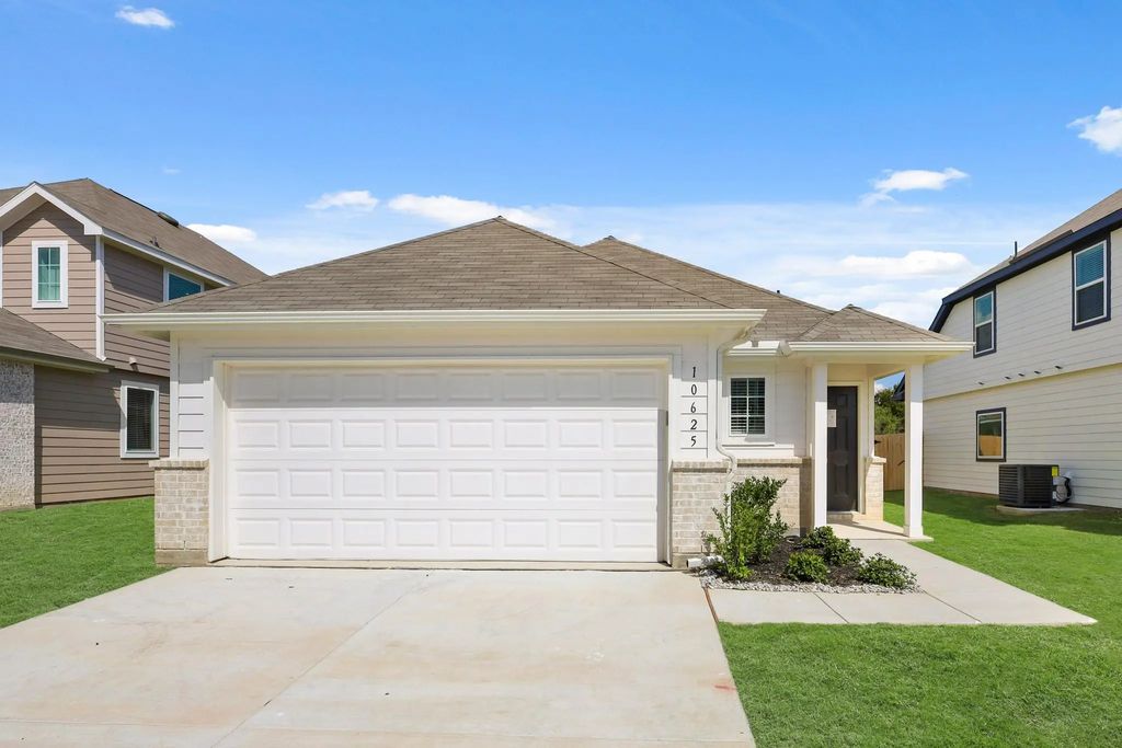 10625 Stag Lane, Fort Worth