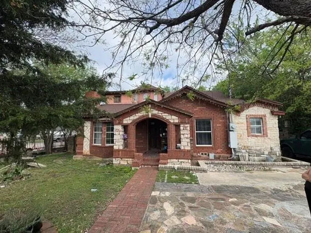 4335 Moler Street, Dallas
