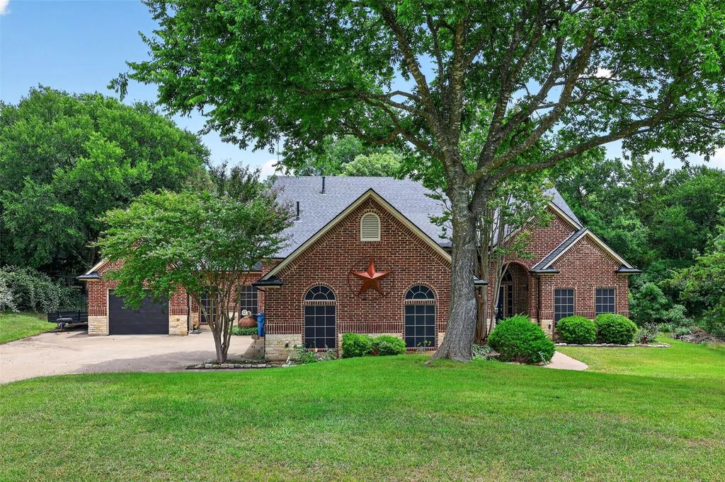 114 Oak Branch Trail, Waxahachie