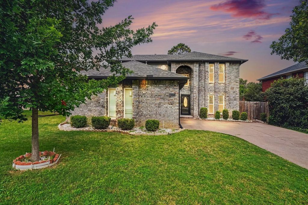 4332 Greenwood Lane, Grapevine
