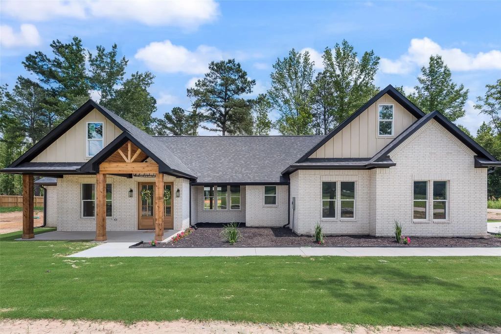 17404 County Road 479, Lindale