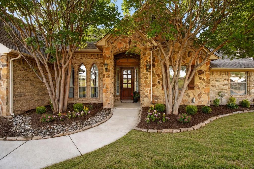 128 Canyon Ridge Trail, Aledo