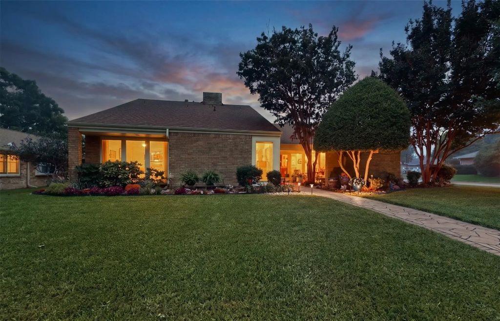 1808 Cherbourg Drive, Plano