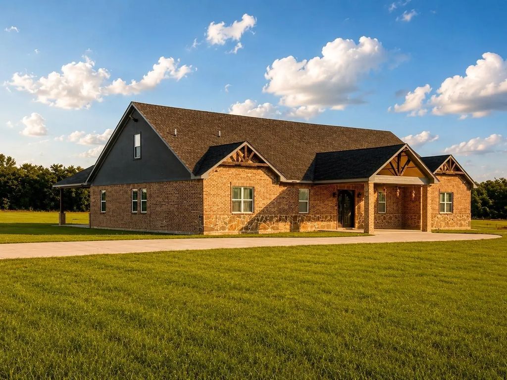 8281 Fm 641, Wortham