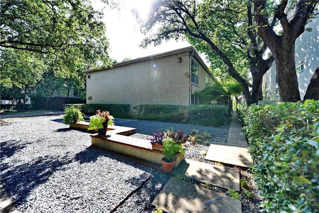 4431 Travis Street 104, Dallas